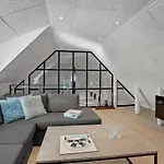 Three-bedroom In 펜션