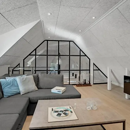 Three-bedroom In Feriehus