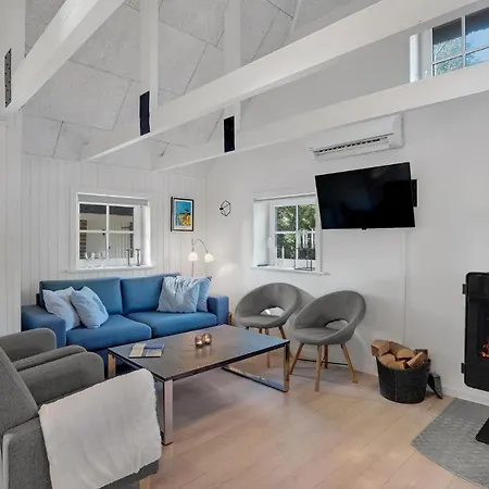 Дом отдыха Three-bedroom In Norre Nebel